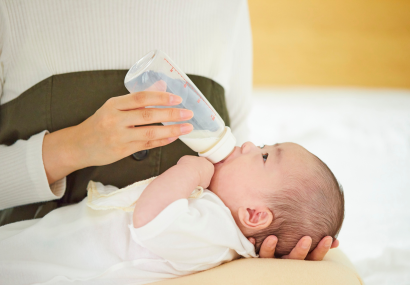 Baby bottle feeding